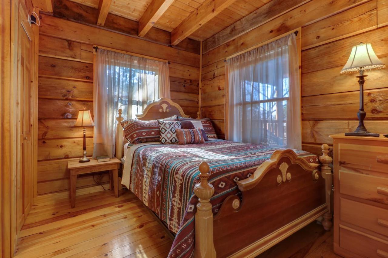 Peaceful Setting Cabin Villa Pigeon Forge Exterior photo